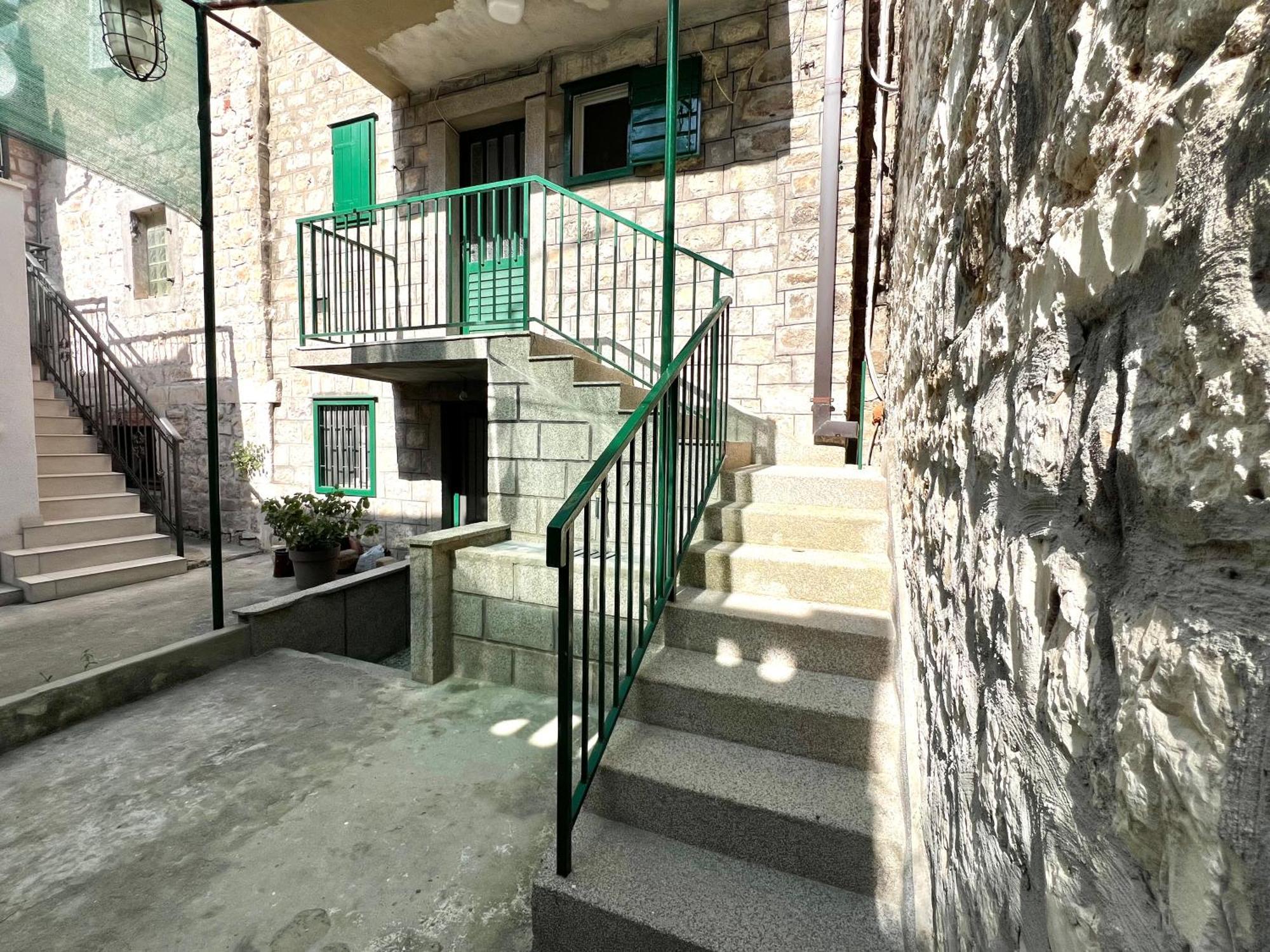 Apartman Lucijan Kaštela Esterno foto