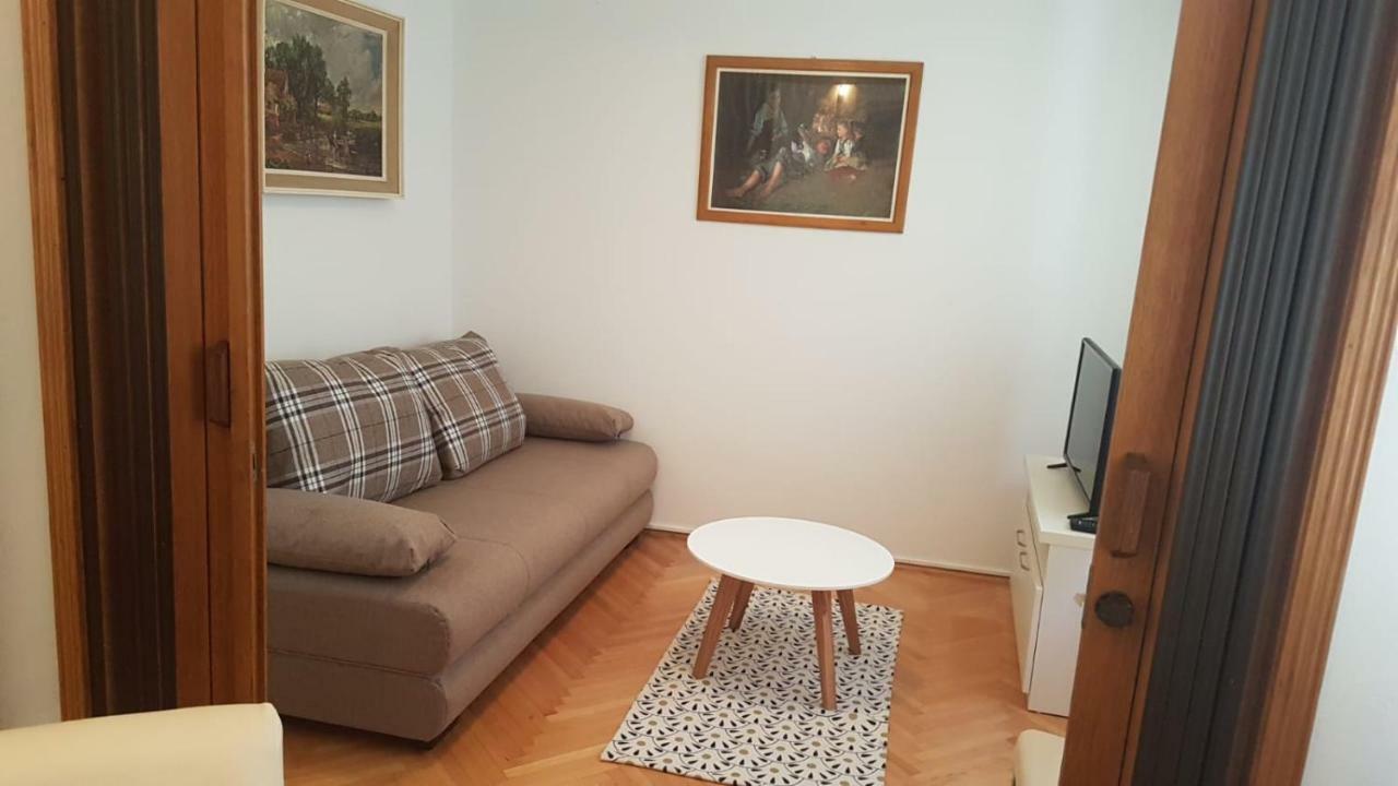 Apartman Lucijan Kaštela Esterno foto
